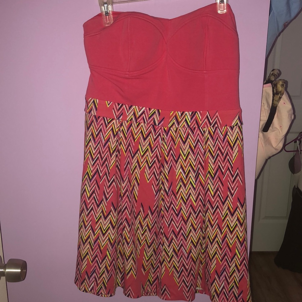Strapless dress